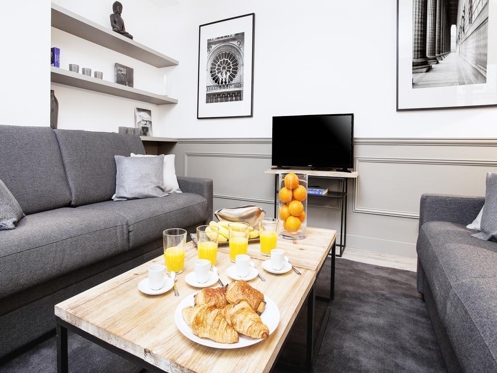 Livinparis - Luxury 3 Bedrooms Le Marais I ภายนอก รูปภาพ
